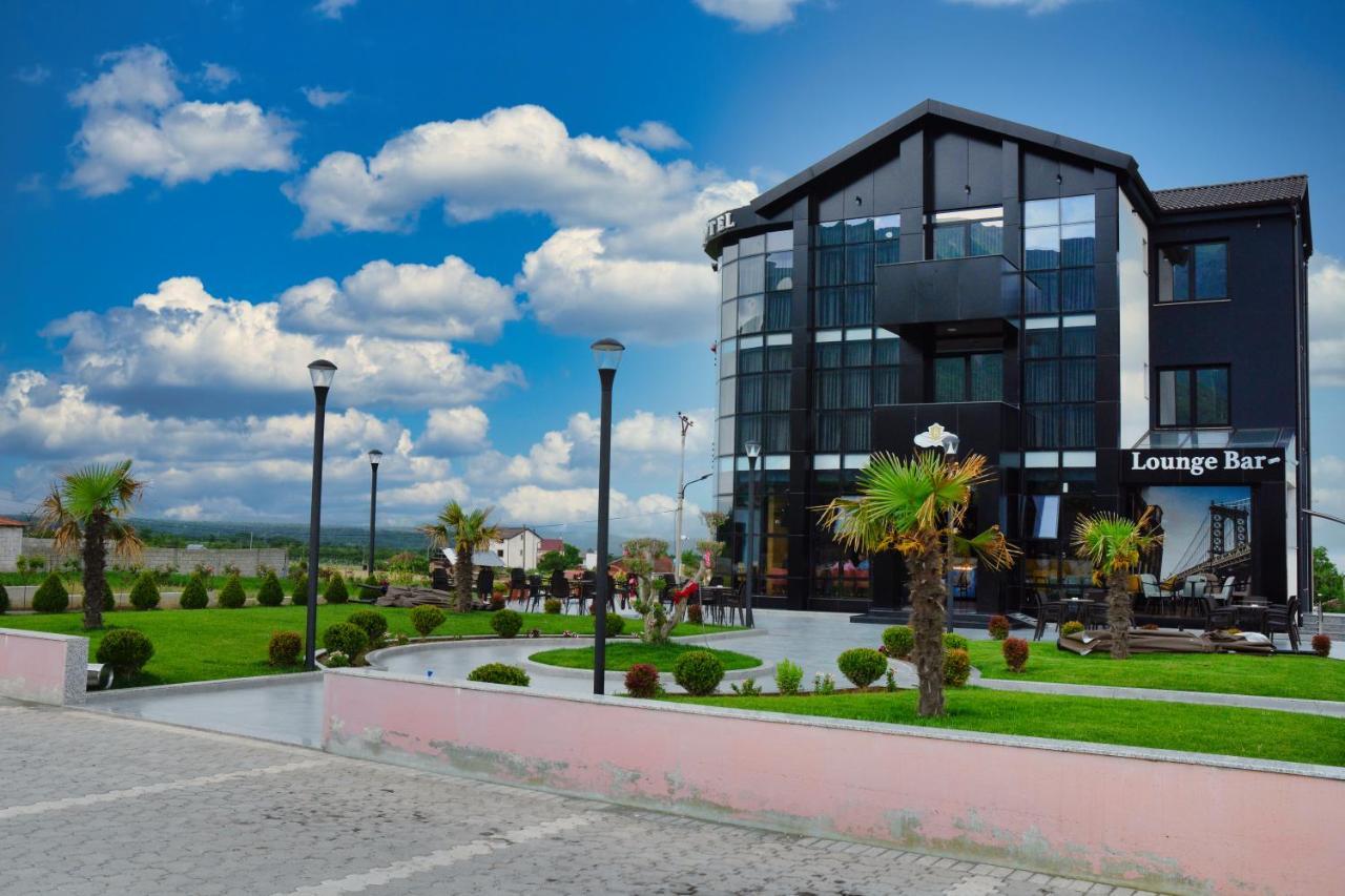 Hotel Braxton Shupenze Kültér fotó