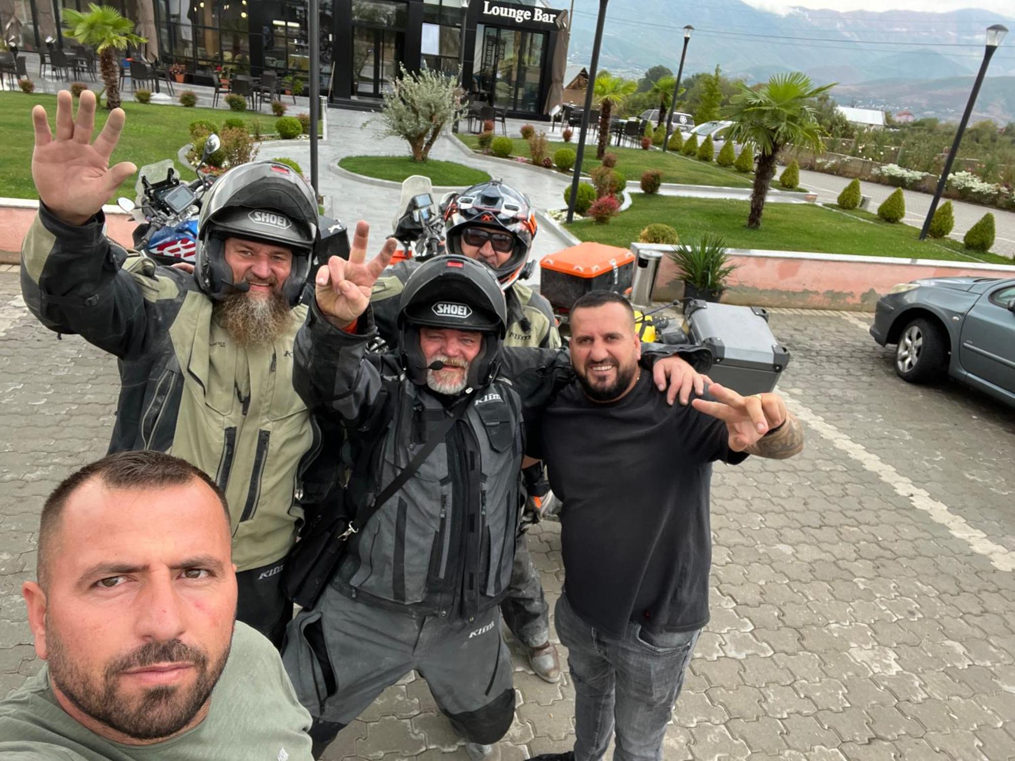 Hotel Braxton Shupenze Kültér fotó